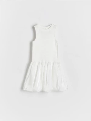 Reserved - Sukienka z ozdobnym dołem - biały