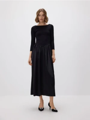 Reserved - Sukienka z ozdobnym dołem - czarny