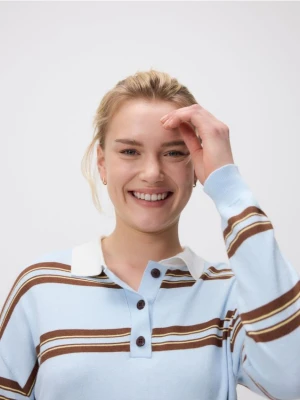 Reserved - Sweter polo w paski - jasnoniebieski