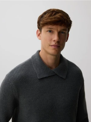 Reserved - Sweter polo z dodatkiem wełny - szary