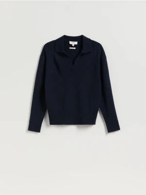 Reserved - Sweter polo z wełny merino - granatowy