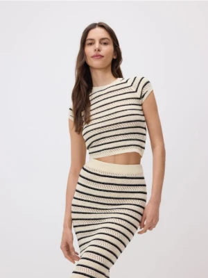 Reserved - Sweter w paski - złamana biel