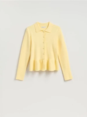 Reserved - Sweter z baskinką - jasnożółty