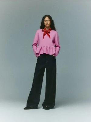 Reserved - Sweter z baskinką - różowy