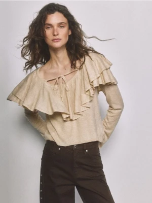 Reserved - Sweter z falbaną - beżowy