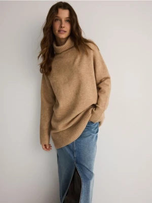 Reserved - Sweter z golfem - beżowy
