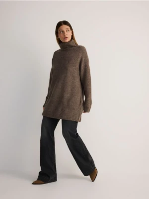 Reserved - Sweter z golfem - brązowy