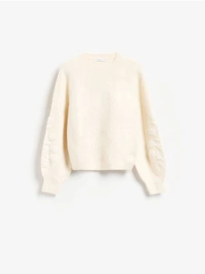 Reserved - Sweter z haftem - kremowy