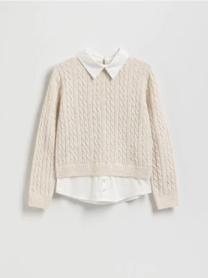 Reserved - Sweter z imitacją koszuli - kremowy