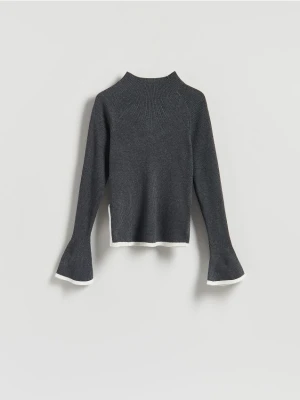 Reserved - Sweter z kontrastową lamówką - szary