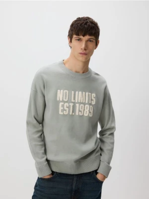 Reserved - Sweter z napisem - jasnozielony
