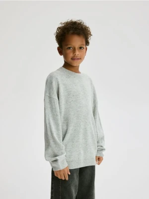 Reserved - Sweter z naszywką - jasnoszary