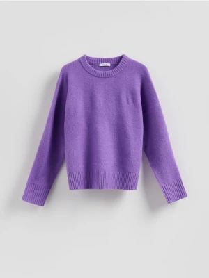 Reserved - Sweter z obniżoną linią ramion - fioletowy