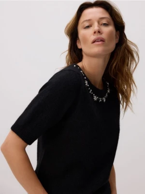 Reserved - Sweter z ozdobną aplikacją - czarny