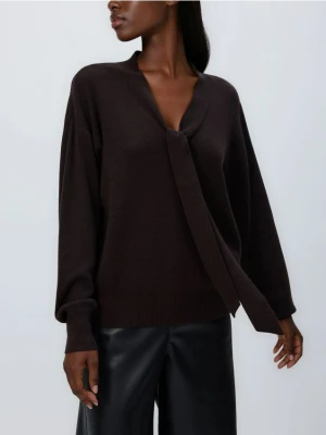 Reserved - Sweter z ozdobnym wiązaniem - brązowy