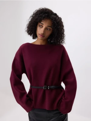Reserved - Sweter z paskiem - bordowy