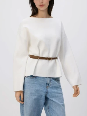 Reserved - Sweter z paskiem - złamana biel