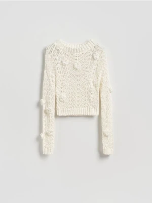Reserved - Sweter z różami - biały