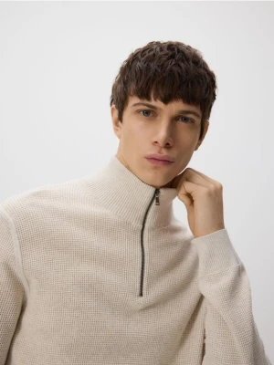 Reserved - Sweter z rozpinanym golfem - beżowy