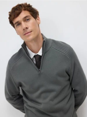 Reserved - Sweter z rozpinanym golfem - zielony