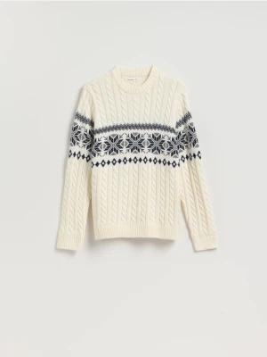 Reserved - Sweter z warkoczowym splotem - złamana biel