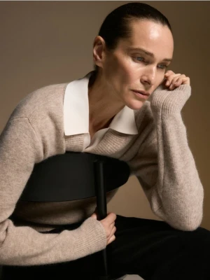 Reserved - Sweter z wełną - beżowy