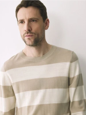 Reserved - Sweter z wełny merino - beżowy