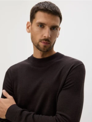 Reserved - Sweter z wełny merino - ciemnobrązowy