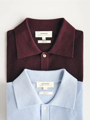 Reserved - Sweter z wełny merino - ciemnofioletowy