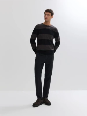 Reserved - Sweter z wełny merino - wielobarwny