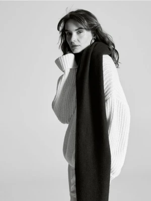 Reserved - Szalik z wełną i kaszmirem - ciemnobrązowy