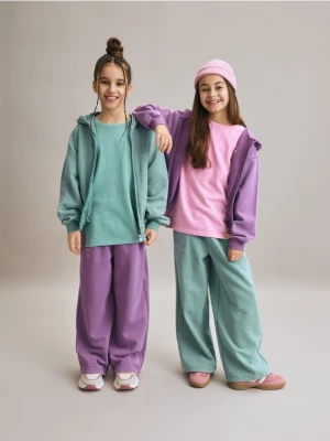 Reserved - Szerokie spodnie dresowe - ciemnofioletowy