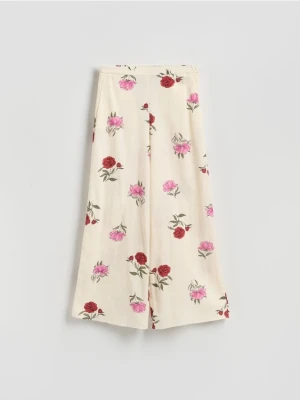 Reserved - Szerokie spodnie w kwiaty - wielobarwny