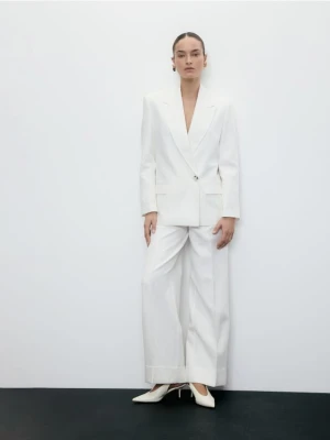 Reserved - Szerokie spodnie z dodatkiem lnu - złamana biel