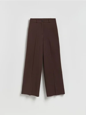 Reserved - Szerokie spodnie z kantem - brązowy