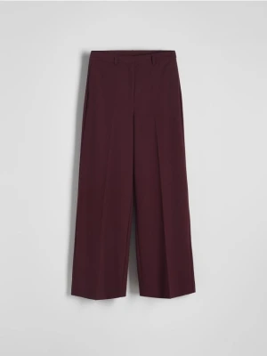 Reserved - Szerokie spodnie z kantem - burgundowy