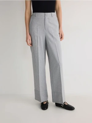 Reserved - Szerokie spodnie z kantem - wielobarwny