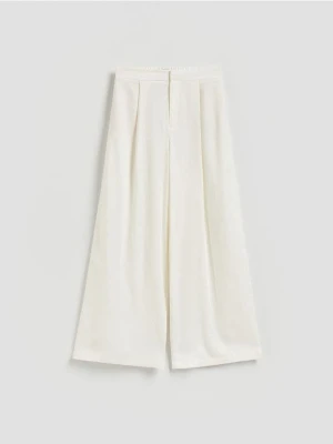 Reserved - Szerokie spodnie z lnem - biały