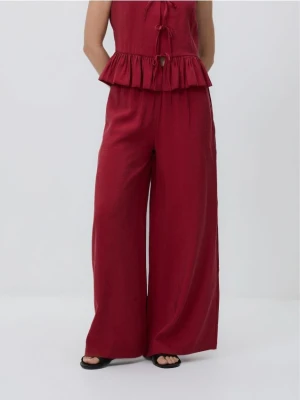 Reserved - Szerokie spodnie z modalem - bordowy
