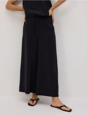 Reserved - Szerokie spodnie z modalu - czarny