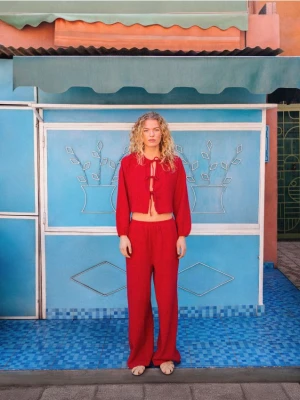 Reserved - Szerokie spodnie z muślinu - czerwony