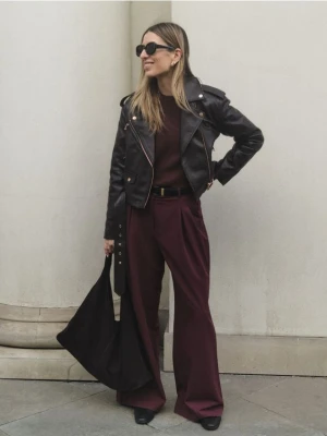 Reserved - Szerokie spodnie z zakładkami - mahoniowy