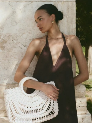 Reserved - Sznurkowa torebka shopper - złamana biel