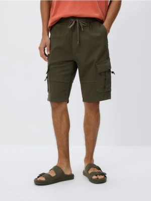 Reserved - Szorty cargo - zielony