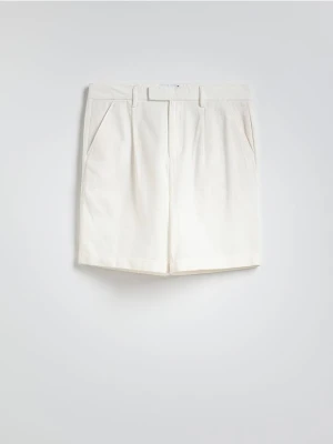 Reserved - Szorty chino regular - biały
