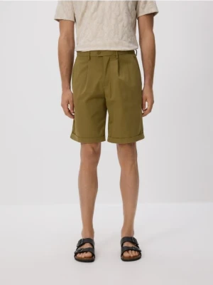 Reserved - Szorty chino regular - oliwkowy