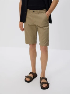 Reserved - Szorty chino regular - oliwkowy