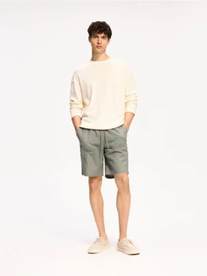 Reserved - Szorty jogger regular fit - jasny zielony