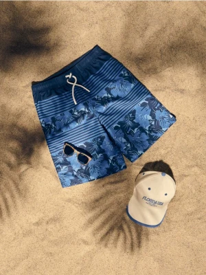 Reserved - Szorty kąpielowe z nadrukiem - granatowy