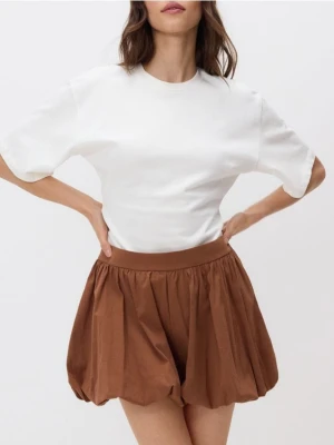 Reserved - Szorty o kroju bombka - brązowy